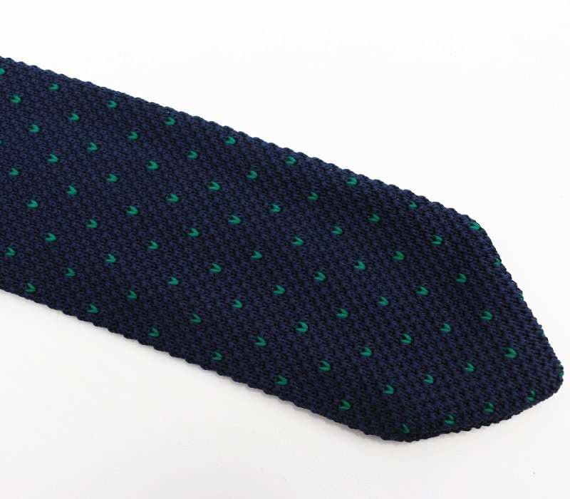  粋な大人のニットネクタイ