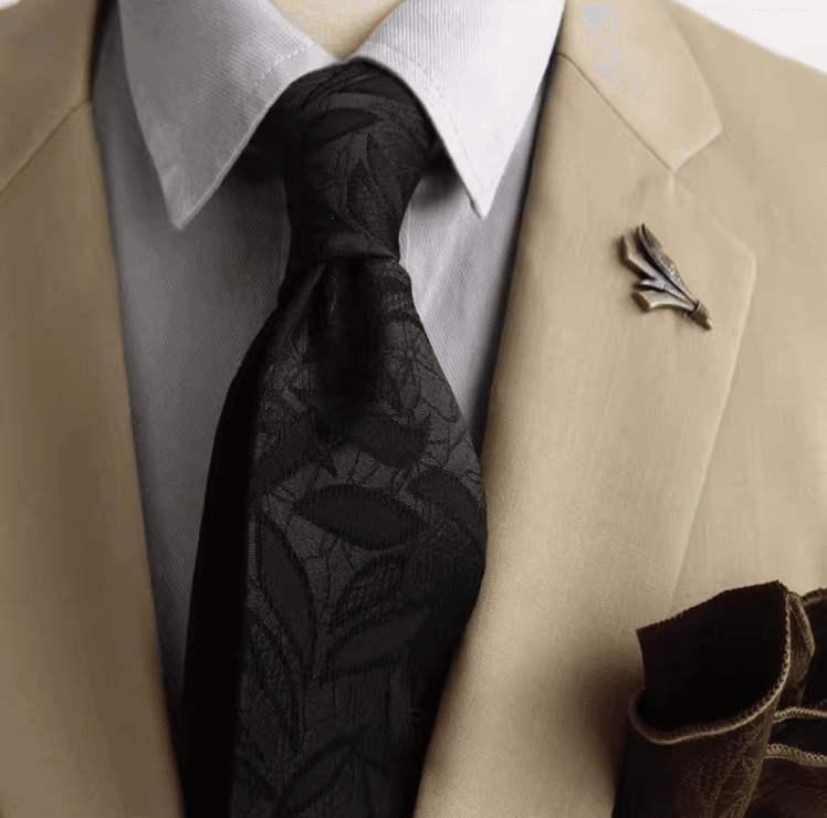  優美な葉模様の結婚式用ネクタイ
