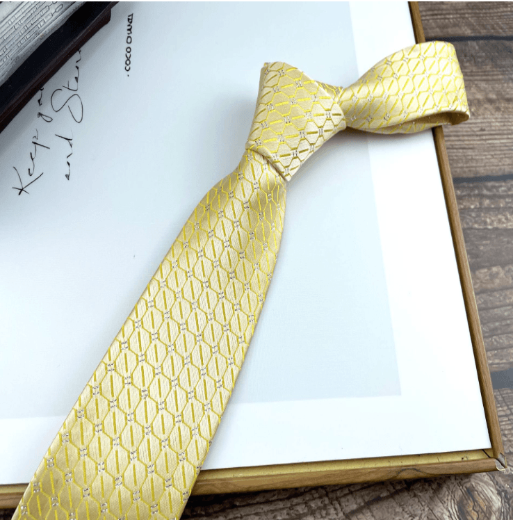  華やかな結婚式用ネクタイセット