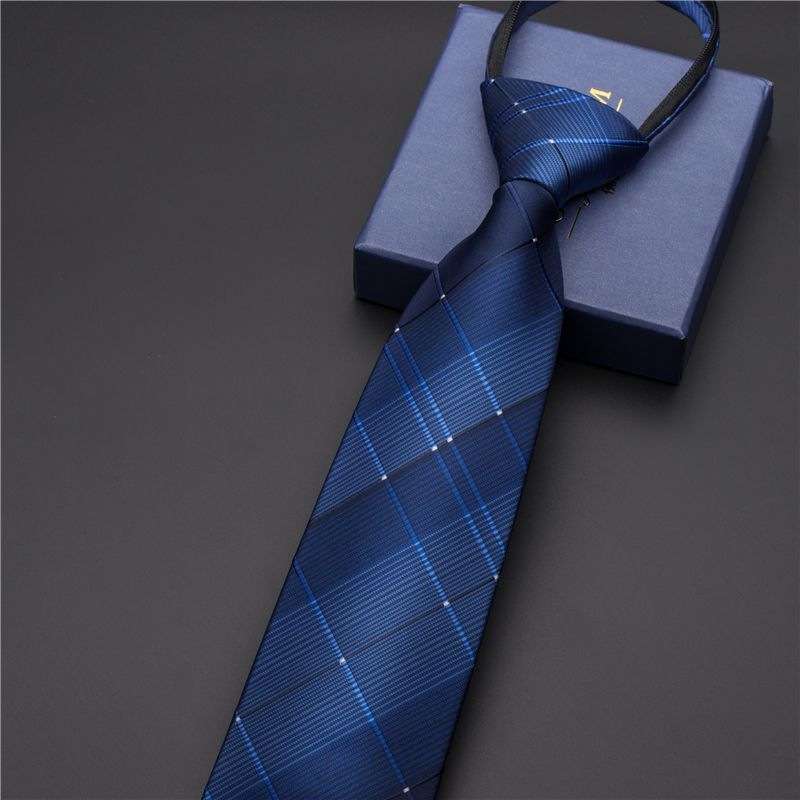  ビジネスマン必携の洗練ネクタイ