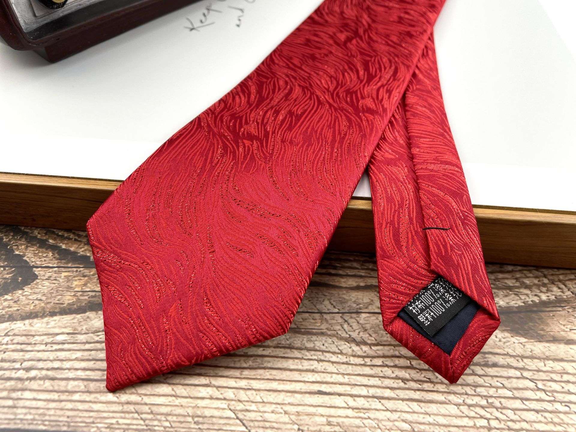  華やかな結婚式用ネクタイセット