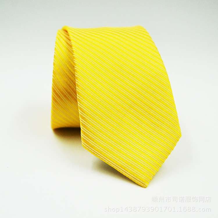  上品な織り目デザインのフォーマルネクタイ