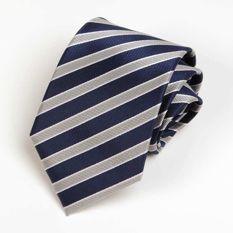  洗練ストライプシルク婚礼ネクタイ