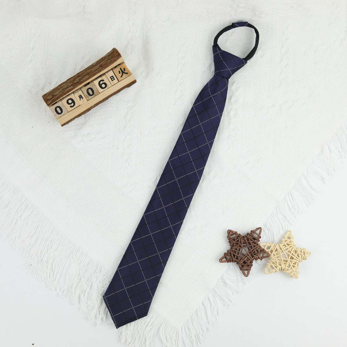  就活用シンプル細身ネクタイ