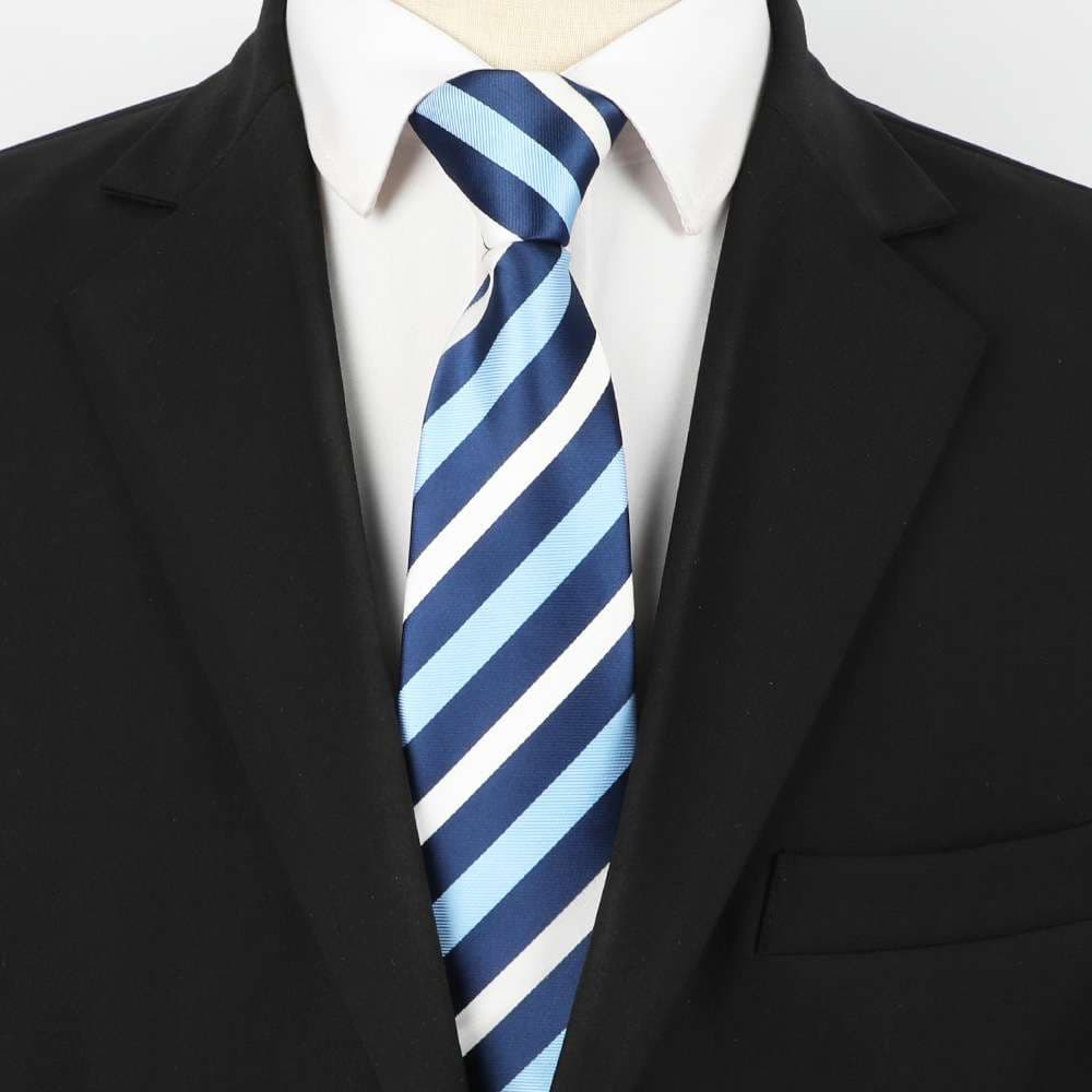  上品な柄の就活用ネクタイ