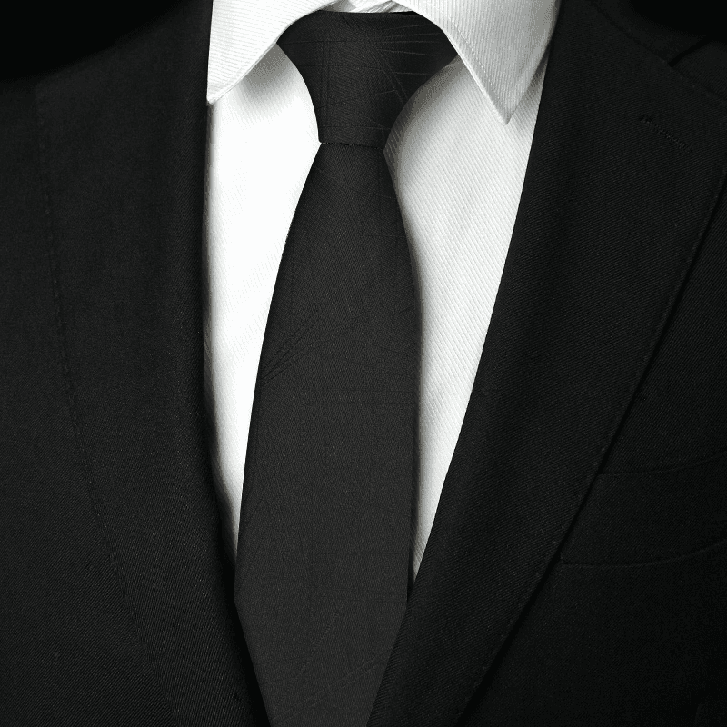ネクタイ 紳士の風格 洗練シルエット
