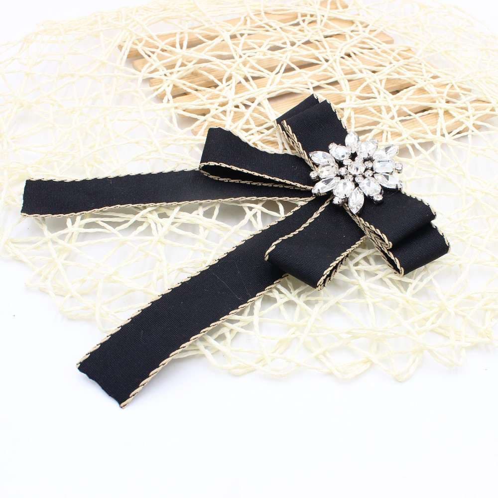 ネクタイ  豪華クリスタル飾りリボンブローチ