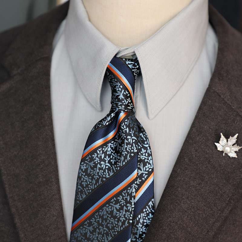  上品な柄ネクタイ三点セット