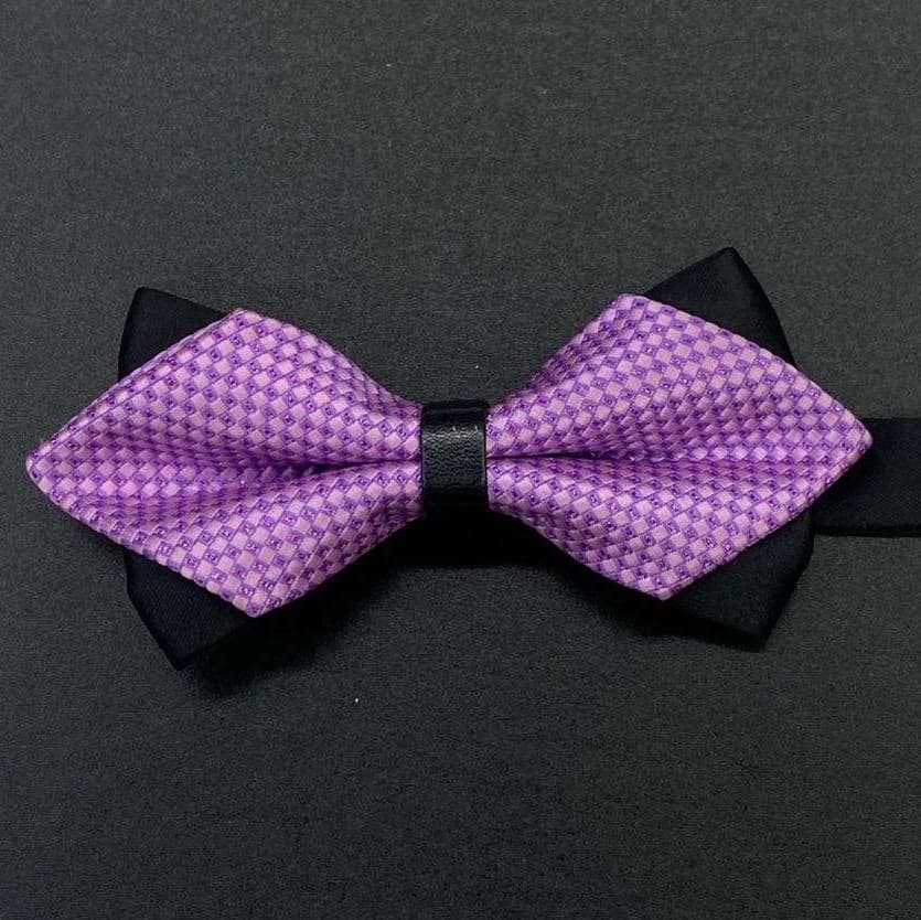 優雅な柄入り蝶ネクタイ
