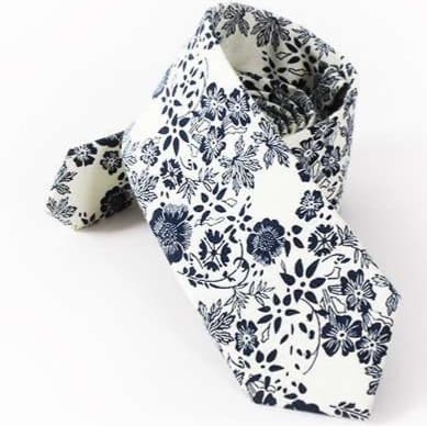 花柄シルク製フォーマルネクタイ